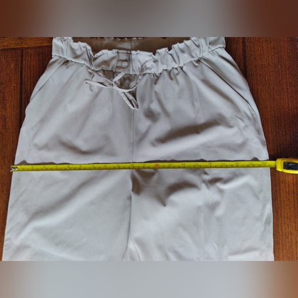 Lululemon pants - Picture 10 of 10